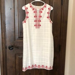 NWOT Chelsea and Violet dress. Small